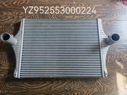 Conjunto de alumínio YZ952553000224 do refrigerador intermediário do caminhão de Sinotruk