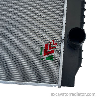Hino 57038 Venda Quente de Caminhão Motor Radiador Tanque Fabricante Sistema de Refrigeração de Alumínio Brazed