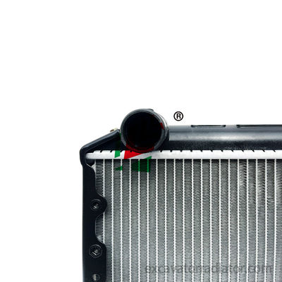 Radiador de caminhão para Isuzu Kaiyun radiador sistema de arrefecimento do motor do tanque de água de alto desempenho