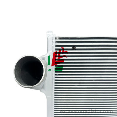 Intercooler Isuzu OEM114310555 conjunto de intercooler de dissipação de calor de caminhão de alumínio de alto desempenho